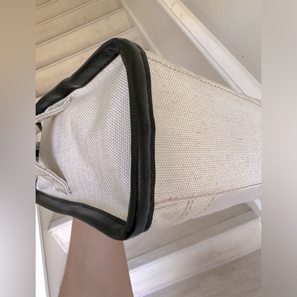 Marc Jacobs The Tote Bag - Medium - NWT - Rare - Picture 9 of 13